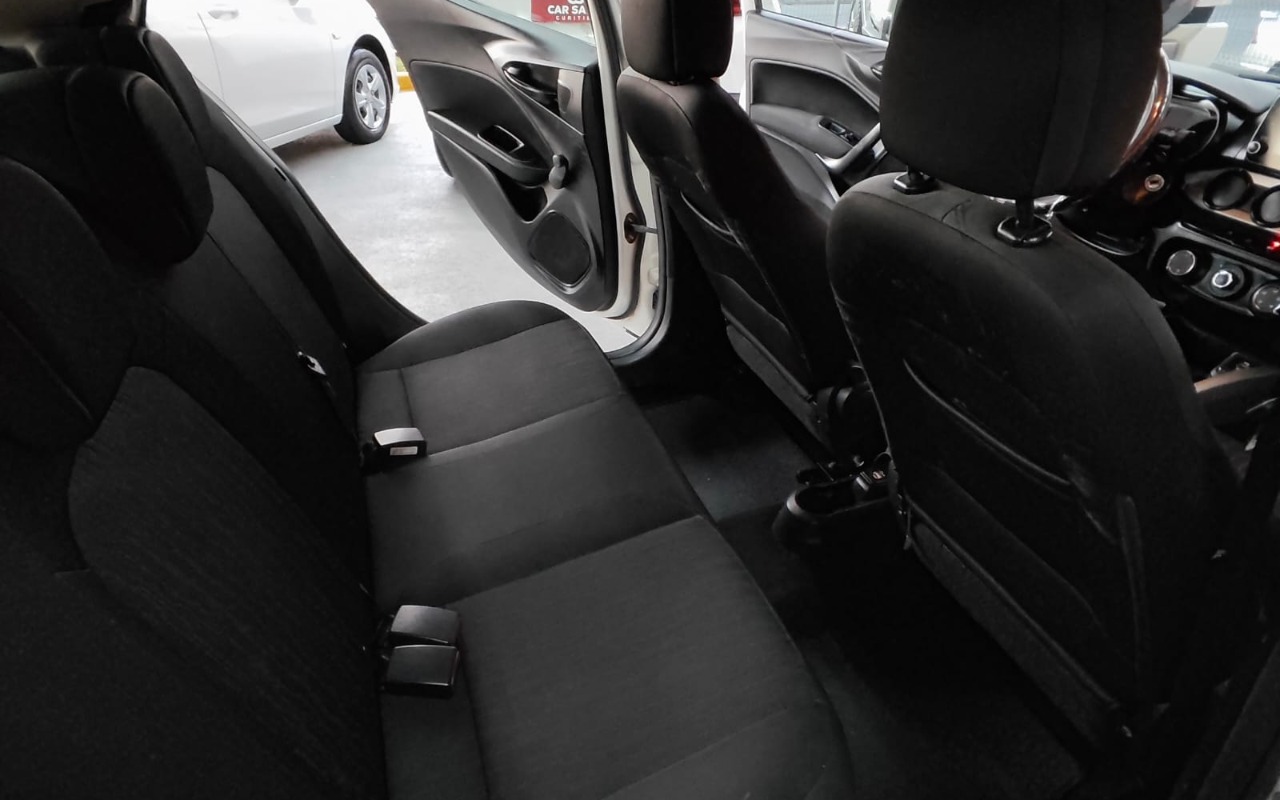 imagem-https://www.socarrao.com.br/sc-vehicle-images-prod/2896696/1785283406944-V2hhdHNBcHAgSW1hZ2UgMjAyNi0wNy0yOCBhdCAxOC4xNC4zOSAoMikuanBlZw.jpeg