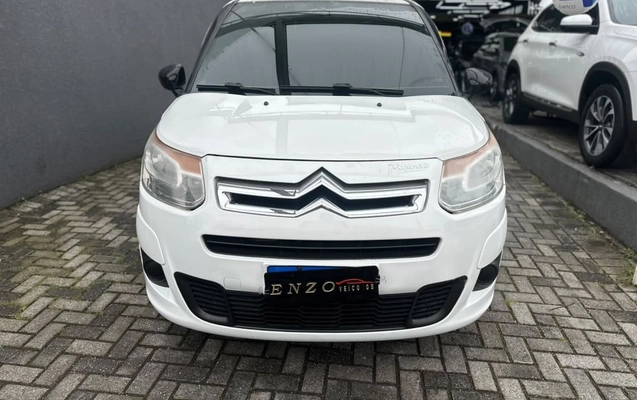 imagem-https://www.socarrao.com.br/sc-vehicle-images-prod/2896918/1785418188687-vehicle_image_1785418157_cad296a473cf733da2bf40160b901f36.jpeg