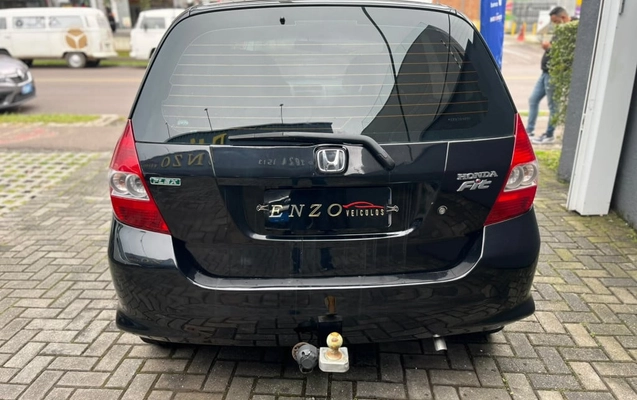 imagem-https://www.socarrao.com.br/sc-vehicle-images-prod/2897054/1787791583681-vehicle_image_1786721871_70cf7fc6a53ea5cfef396091ac827504.jpeg