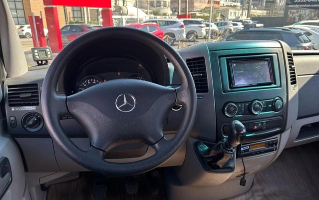 imagem-https://www.socarrao.com.br/sc-vehicle-images-prod/2908025/1789136991799-8321729_8_B_910600f424.jpeg
