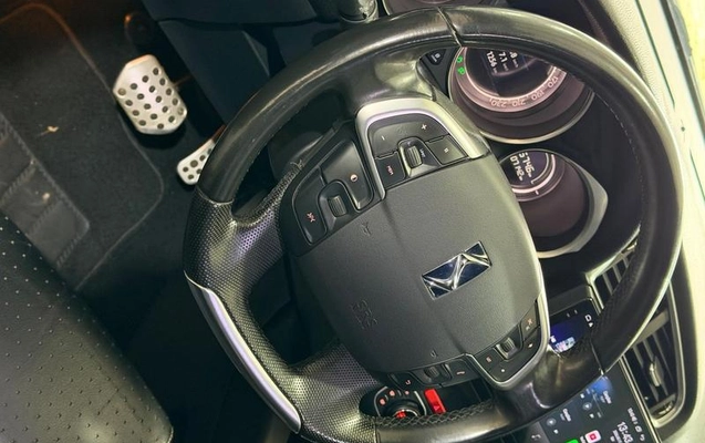 imagem-https://www.socarrao.com.br/sc-vehicle-images-prod/2908122/1789671375387-8325407_23_B_a3093f958e.jpeg