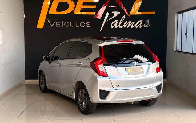 imagem-https://www.socarrao.com.br/sc-vehicle-images-prod/2908142/1785331209355-c4fb169a8ae54d09a82a28d09a5359e9_1781809384126.jpg