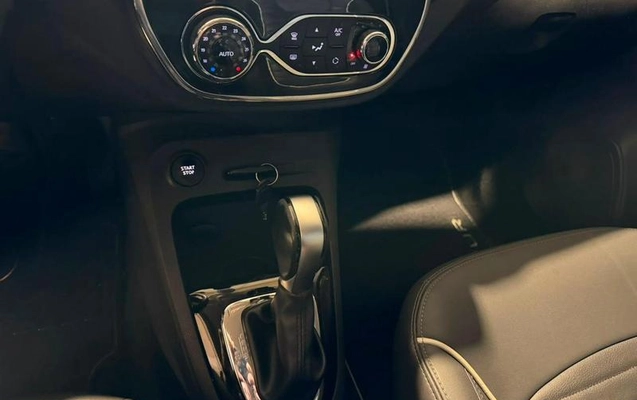 imagem-https://www.socarrao.com.br/sc-vehicle-images-prod/2908653/1788432612256-8317162_0_B_f25e986977.jpeg