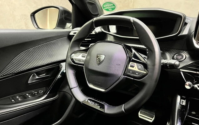 imagem-https://www.socarrao.com.br/sc-vehicle-images-prod/2908668/1788525307500-2637df85-9b1e-42fc-a87b-260bd47dd39d.jpg