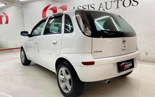 imagem-https://www.socarrao.com.br/sc-vehicle-images-prod/2908831/1787237279000-8310941_1_B_96d37d7172.jpeg
