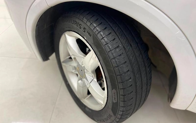 imagem-https://www.socarrao.com.br/sc-vehicle-images-prod/2908831/1787237279002-8310941_4_B_c22a7b8745.jpeg