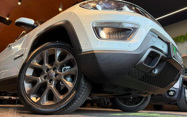 imagem-https://www.socarrao.com.br/sc-vehicle-images-prod/2909802/1790176159788-8325769_4_B_eb42f6b0d6.jpeg