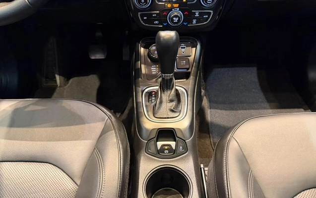 imagem-https://www.socarrao.com.br/sc-vehicle-images-prod/2909802/1790176159800-8325769_8_B_e822059833.jpeg
