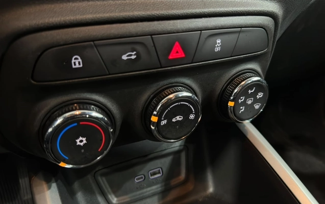 imagem-https://www.socarrao.com.br/sc-vehicle-images-prod/2910444/1785332045845-13_025333.jpg