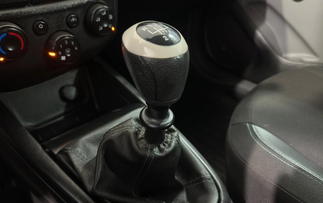 imagem-https://www.socarrao.com.br/sc-vehicle-images-prod/2910446/1785332046581-10_025534.jpg