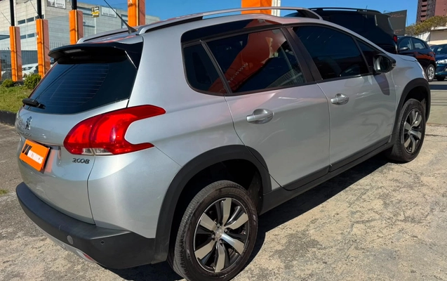 imagem-https://www.socarrao.com.br/sc-vehicle-images-prod/2910828/1785332925508-V2hhdHNBcHAgSW1hZ2UgMjAyNi0wNy0yOCBhdCAxNS4yMy4zOCAoNSkuanBlZw.jpeg