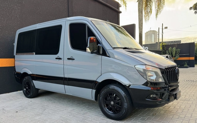 imagem-https://www.socarrao.com.br/sc-vehicle-images-prod/2910997/1789491177607-vehicle_image_1780410729_f94a0d2dc36f2346711407dabf6e4e5f.jpeg