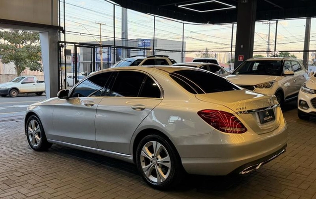imagem-https://www.socarrao.com.br/sc-vehicle-images-prod/2911018/1788212415620-8317832_3_B_a2c30a878b.jpeg