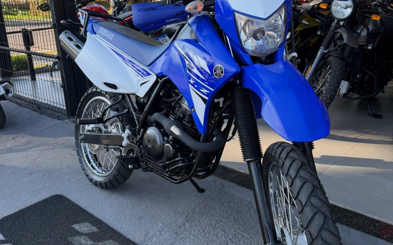 imagem-https://www.socarrao.com.br/sc-vehicle-images-prod/2911024/1785333524528-NjgyMDYyODcwXzE4MTEwNTEyMTE3ODQyMjQ4XzU4NTQyNTcwNjI1MjQyODIwMDRfbi5qcGc.jpg