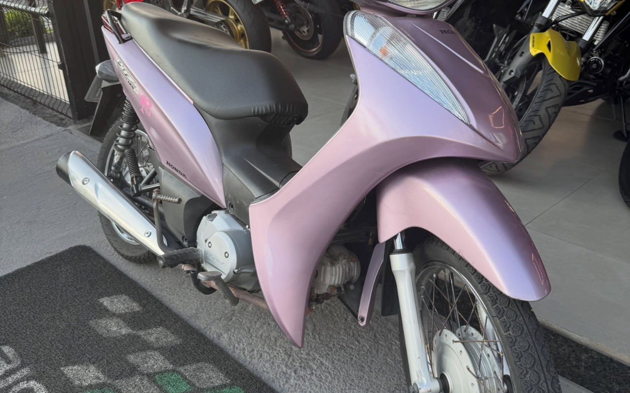imagem-https://www.socarrao.com.br/sc-vehicle-images-prod/2911283/1785334010509-Njk0MzAzNTIwXzE4MTExOTE4MDMxODQyMjQ4XzM3MTM5OTc1NDE3NjA1MTM0NDNfbi5qcGc.jpg