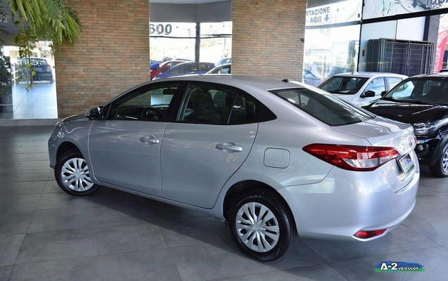 imagem-https://www.socarrao.com.br/sc-vehicle-images-prod/2911690/1789150060542-8326504_12_B_6b256f9cfe.jpeg