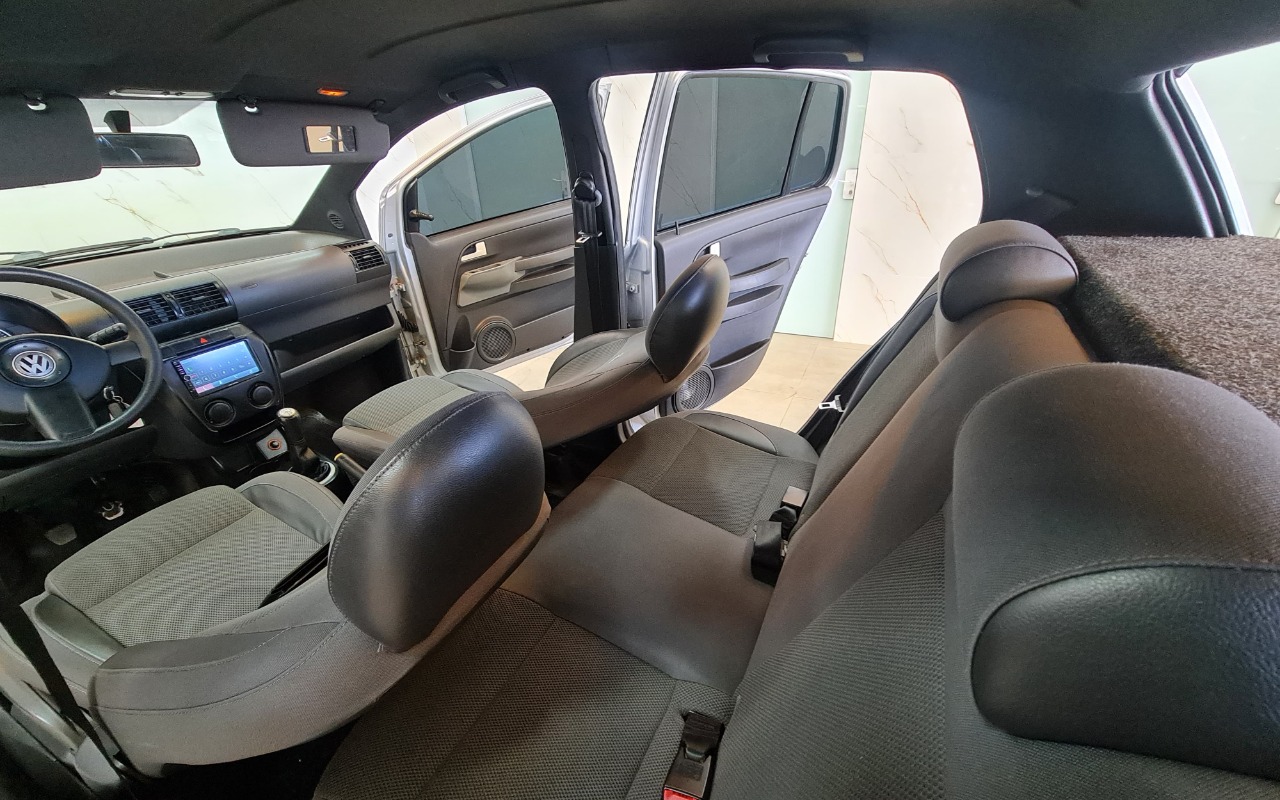 imagem-https://www.socarrao.com.br/sc-vehicle-images-prod/2911783/1785335126212-OC5qcGc.jpg
