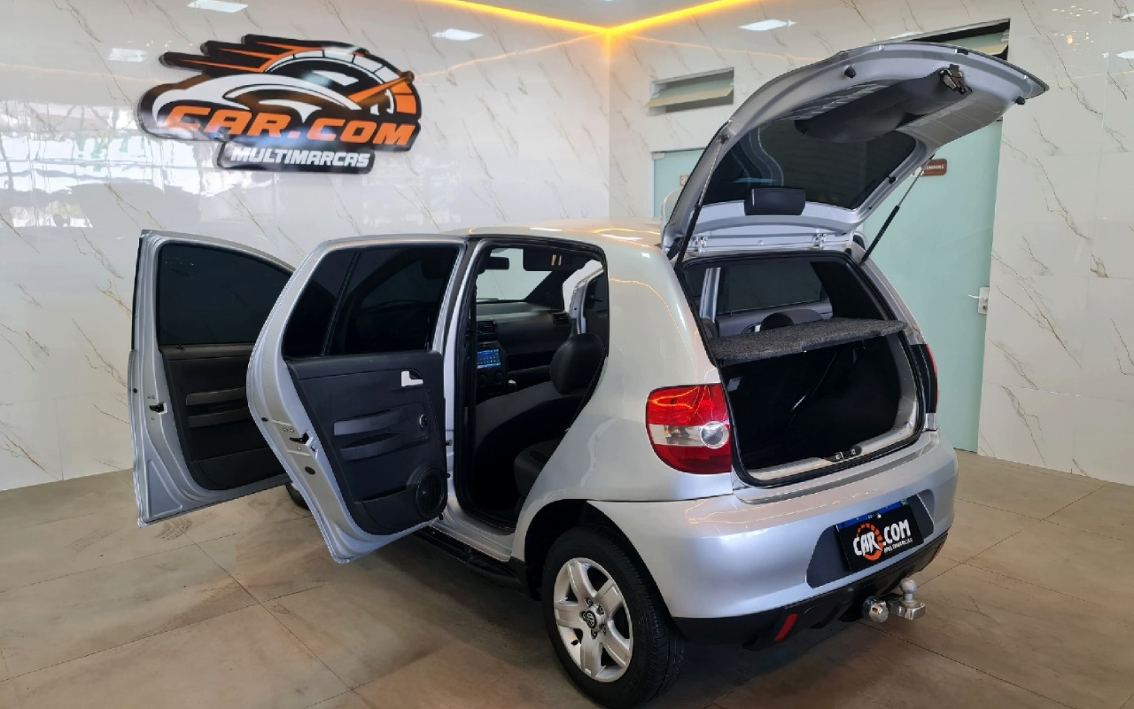 imagem-https://www.socarrao.com.br/sc-vehicle-images-prod/2911783/1785335127089-MTQuanBn.jpg