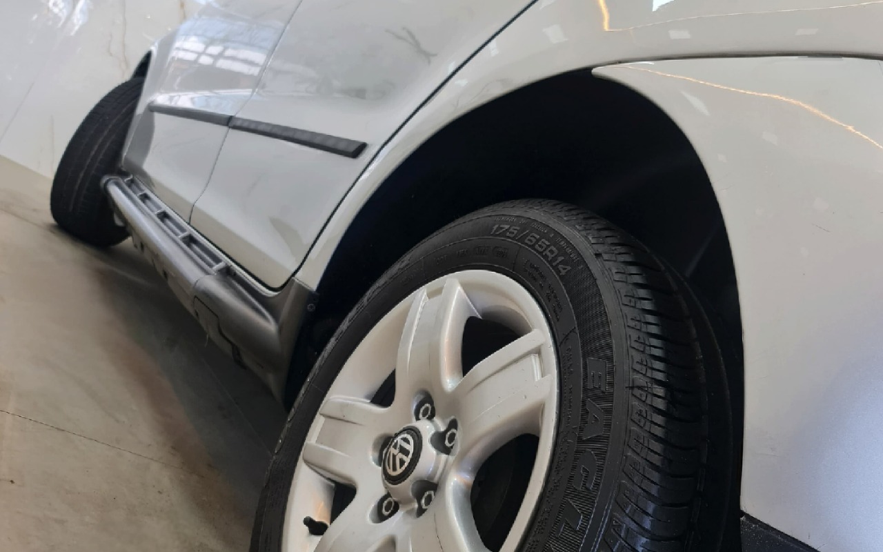 imagem-https://www.socarrao.com.br/sc-vehicle-images-prod/2911783/1785335127493-MTcuanBn.jpg