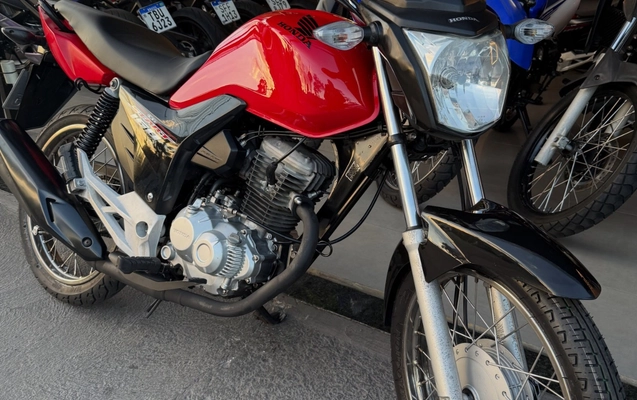 imagem-https://www.socarrao.com.br/sc-vehicle-images-prod/2911973/1785335540845-NzE0ODQwMjIxXzE4MTE0NDM3Nzc5ODQyMjQ4XzQ1Mjg1MzkzNTgyMzY4ODg3MjZfbi5qcGc.jpg