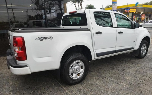 imagem-https://www.socarrao.com.br/sc-vehicle-images-prod/2912528/1789405661817-8326040_3_B_949b83de06.jpeg