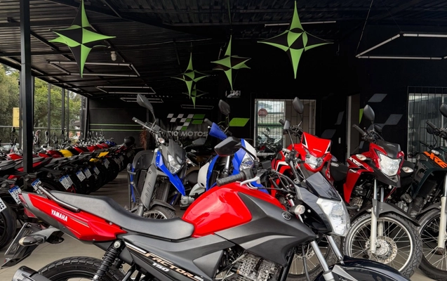 imagem-https://www.socarrao.com.br/sc-vehicle-images-prod/2912542/1785336733751-NzIyMTgyNjM1XzE4MTE1NDMwNDc2ODQyMjQ4Xzg5MTU4NjY4NjExMzQ4MTY1NTBfbi5qcGc.jpg