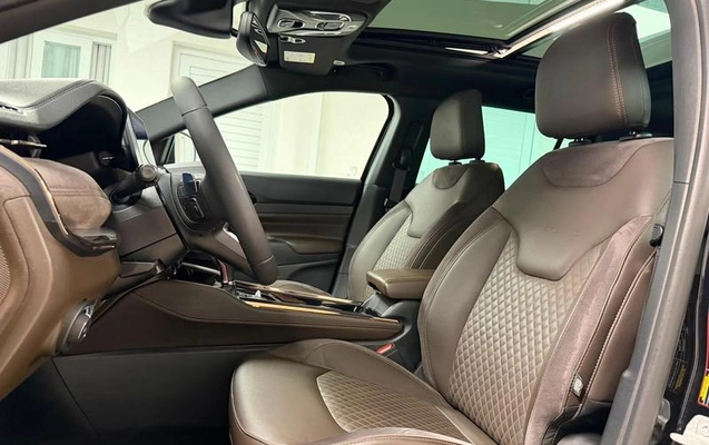 imagem-https://www.socarrao.com.br/sc-vehicle-images-prod/2912587/1789654123945-8326770_9_B_a8dd70edc5.jpeg