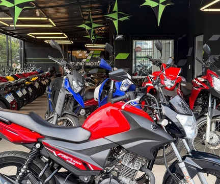 YAMAHA YBR 150 FACTOR ED/FLEX 2023 Vermelho — foto 1 de 3