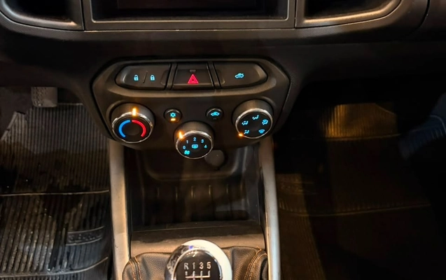 imagem-https://www.socarrao.com.br/sc-vehicle-images-prod/2912658/1785337155724-6cedf6dc-915a-4b60-aa4a-b8a46c800161.jpg