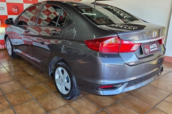 imagem-https://www.socarrao.com.br/sc-vehicle-images-prod/2912910/1785337601380-8186074_3_B_05924a955b.jpeg