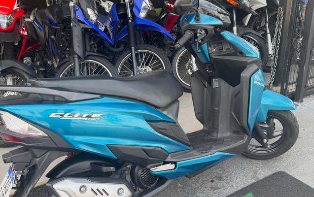 imagem-https://www.socarrao.com.br/sc-vehicle-images-prod/2912989/1785337943093-NzMwMDcyMTczXzE4MTE3MDAyNTUxODQyMjQ4Xzg4OTI5NDAzODcxNDE0MjYwMTJfbi5qcGc.jpg