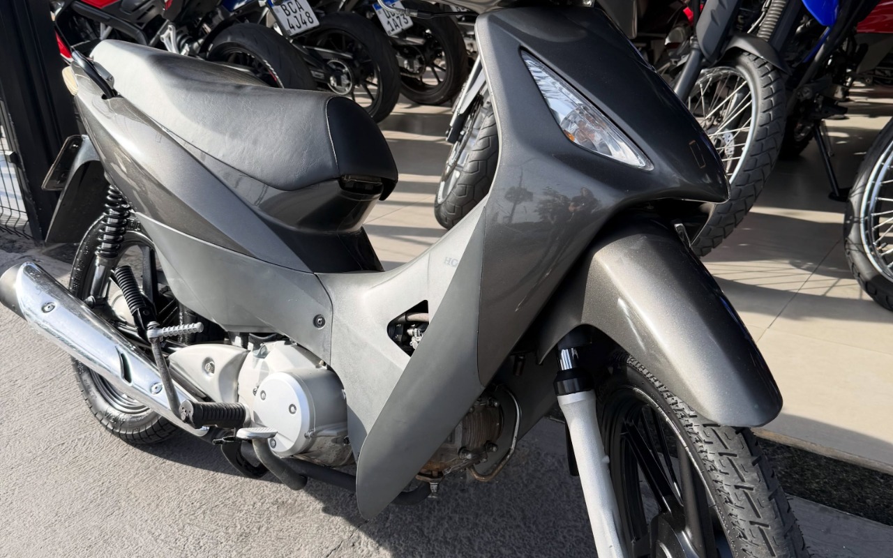 imagem-https://www.socarrao.com.br/sc-vehicle-images-prod/2913173/1785338273107-NzI5NzA1NjkxXzE4MTE3NjMyMTU1ODQyMjQ4XzMwMTUzNDgxOTU1MDAzMjk5MDVfbiAoMSkuanBn.jpg