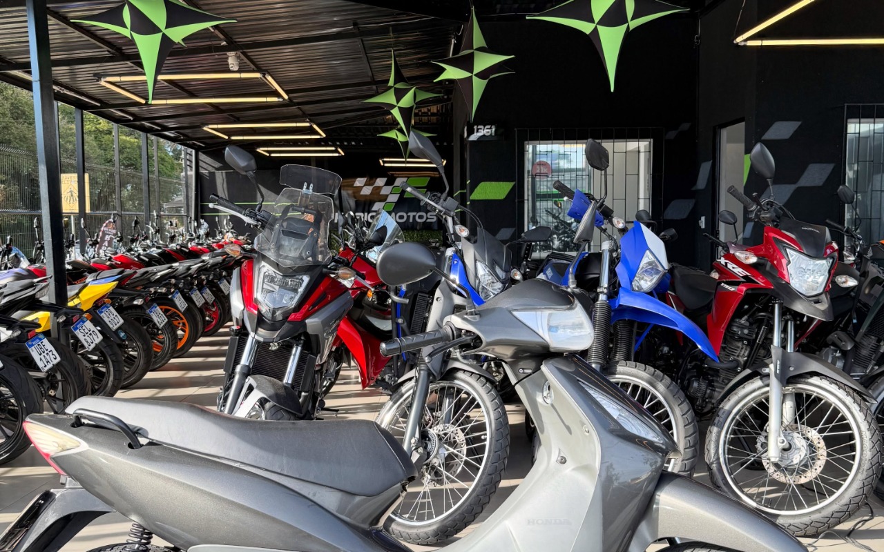 imagem-https://www.socarrao.com.br/sc-vehicle-images-prod/2913173/1785338273226-NzMwMzEzMTQ3XzE4MTE3NjMyMTQ2ODQyMjQ4XzEwNjA0MTQ5MzI3MzAxNDM2NThfbi5qcGc.jpg