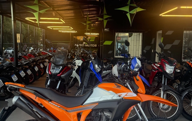imagem-https://www.socarrao.com.br/sc-vehicle-images-prod/2913457/1785339027669-NzMxMjExODAyXzE4MTE4NDIwMjE2ODQyMjQ4XzE0Nzk0MDAxNTM3MzcwOTE4X24uanBn.jpg