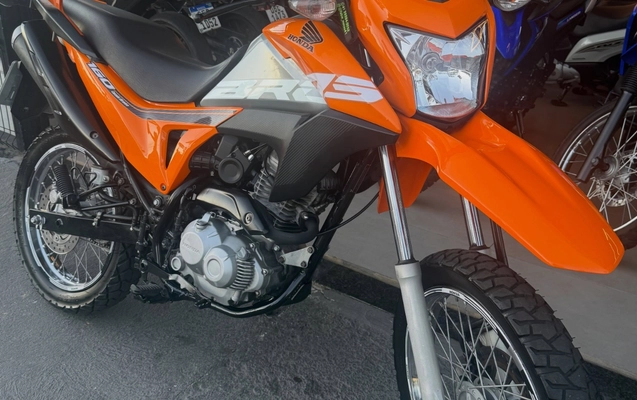 imagem-https://www.socarrao.com.br/sc-vehicle-images-prod/2913457/1785339027783-NzM0MDIyOTMxXzE4MTE4NDIwMjI1ODQyMjQ4XzU0NjE2ODc3MTgwMjYxMjYxMV9uLmpwZw.jpg