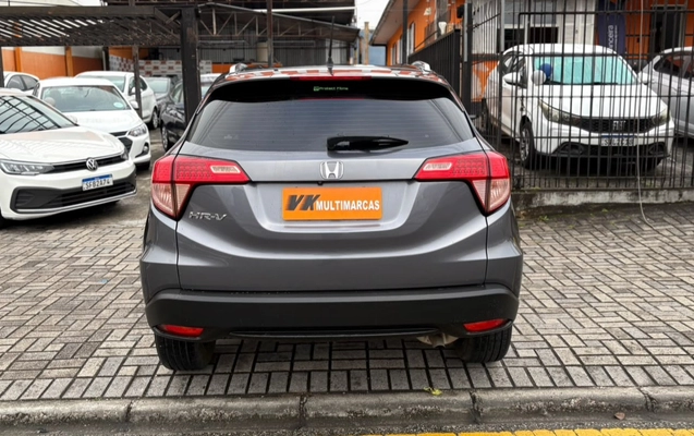 imagem-https://www.socarrao.com.br/sc-vehicle-images-prod/2913489/1785339058419-V2hhdHNBcHAgSW1hZ2UgMjAyNi0wNy0yNSBhdCAxMS4wMC4wNCAoMSkuanBlZw.jpeg