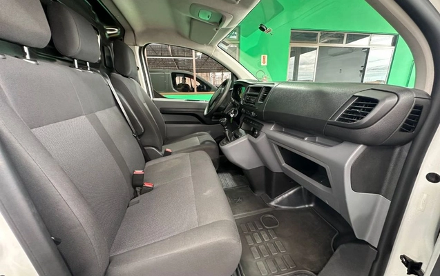 imagem-https://www.socarrao.com.br/sc-vehicle-images-prod/2913670/1788978738107-gb-ff328a9.jpeg