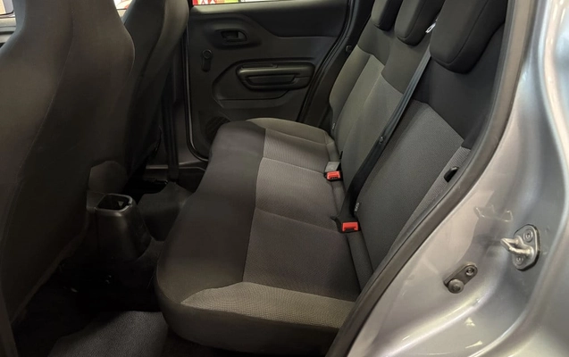 imagem-https://www.socarrao.com.br/sc-vehicle-images-prod/2913758/1786130110794-vehicle_image_1786130051_eb394304d42a80772157952abfba2771.jpeg