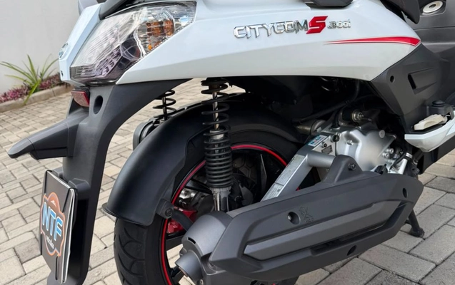 imagem-https://www.socarrao.com.br/sc-vehicle-images-prod/2915686/1785344111260-gb-b3fca73.jpg