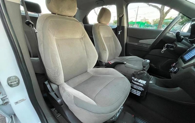 imagem-https://www.socarrao.com.br/sc-vehicle-images-prod/2915751/1788361933670-8298069_18_B_a0cef42f6d.jpeg
