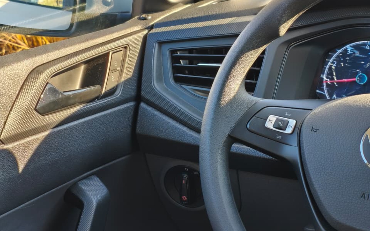 imagem-https://www.socarrao.com.br/sc-vehicle-images-prod/2915856/1785344493935-V2hhdHNBcHAgSW1hZ2UgMjAyNi0wNy0yOCBhdCAxNy4yNy4zNiAoMikuanBlZw.jpeg