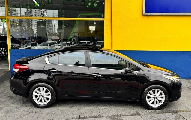 imagem-https://www.socarrao.com.br/sc-vehicle-images-prod/2916498/1789041559383-0e75d090e74442209073fb729531f30e_1785345882144.jpg