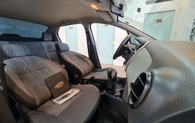 imagem-https://www.socarrao.com.br/sc-vehicle-images-prod/2916509/1785356908913-OS5qcGc.jpg