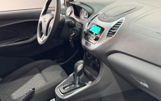 imagem-https://www.socarrao.com.br/sc-vehicle-images-prod/2916827/1788972596254-003_caba75aed155044d59c043ac9b8dda1e.jpeg