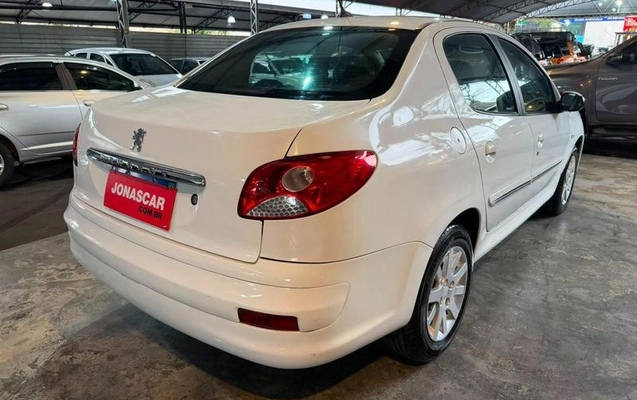 imagem-https://www.socarrao.com.br/sc-vehicle-images-prod/2917285/1788975656692-8292601_19_B_7e8f23b3fc.jpeg