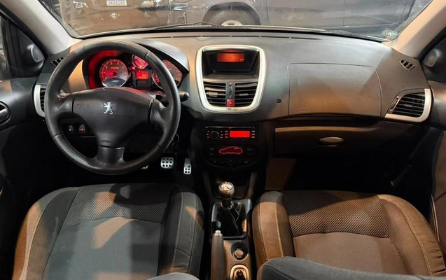 imagem-https://www.socarrao.com.br/sc-vehicle-images-prod/2917285/1788975656699-8292601_5_B_7a77261257.jpeg