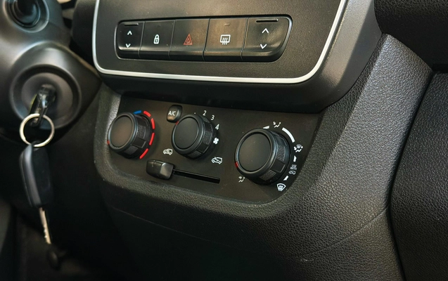 imagem-https://www.socarrao.com.br/sc-vehicle-images-prod/2917813/1785348855514-68e161637ba0476d9239af14909cb69d_1784920925797.jpg