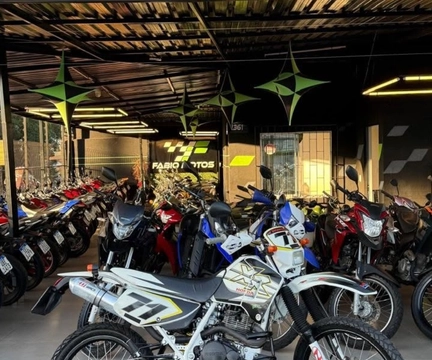 Honda XR 200 R 2000 Branco — foto 1 de 3