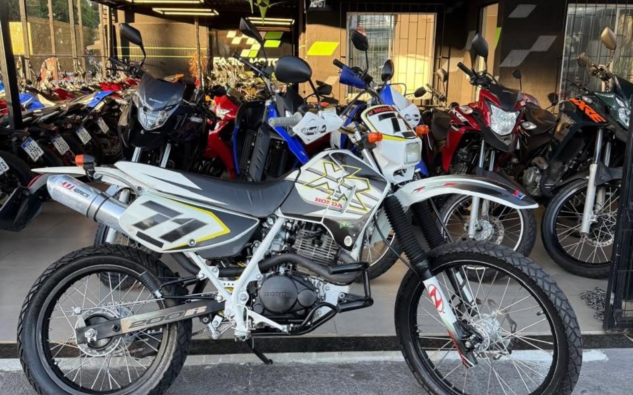 imagem-https://www.socarrao.com.br/sc-vehicle-images-prod/2918180/1785349760985-NzUxMDIxNjk2XzE4MTE5MTg0MDYxODQyMjQ4XzE2MDczMzUwMDU0MTA2MzgxNzdfbi5qcGc.jpg