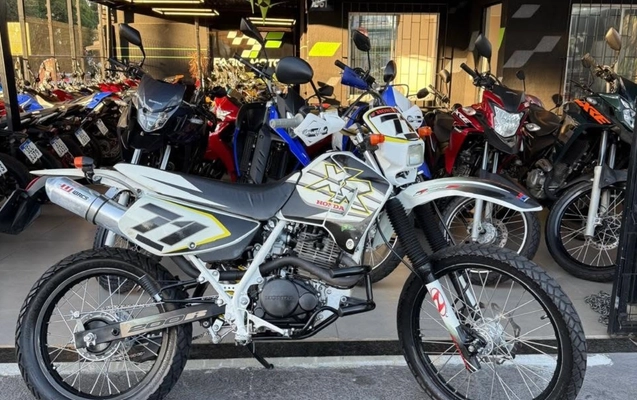 imagem-https://www.socarrao.com.br/sc-vehicle-images-prod/2918180/1785349760985-NzUxMDIxNjk2XzE4MTE5MTg0MDYxODQyMjQ4XzE2MDczMzUwMDU0MTA2MzgxNzdfbi5qcGc.jpg